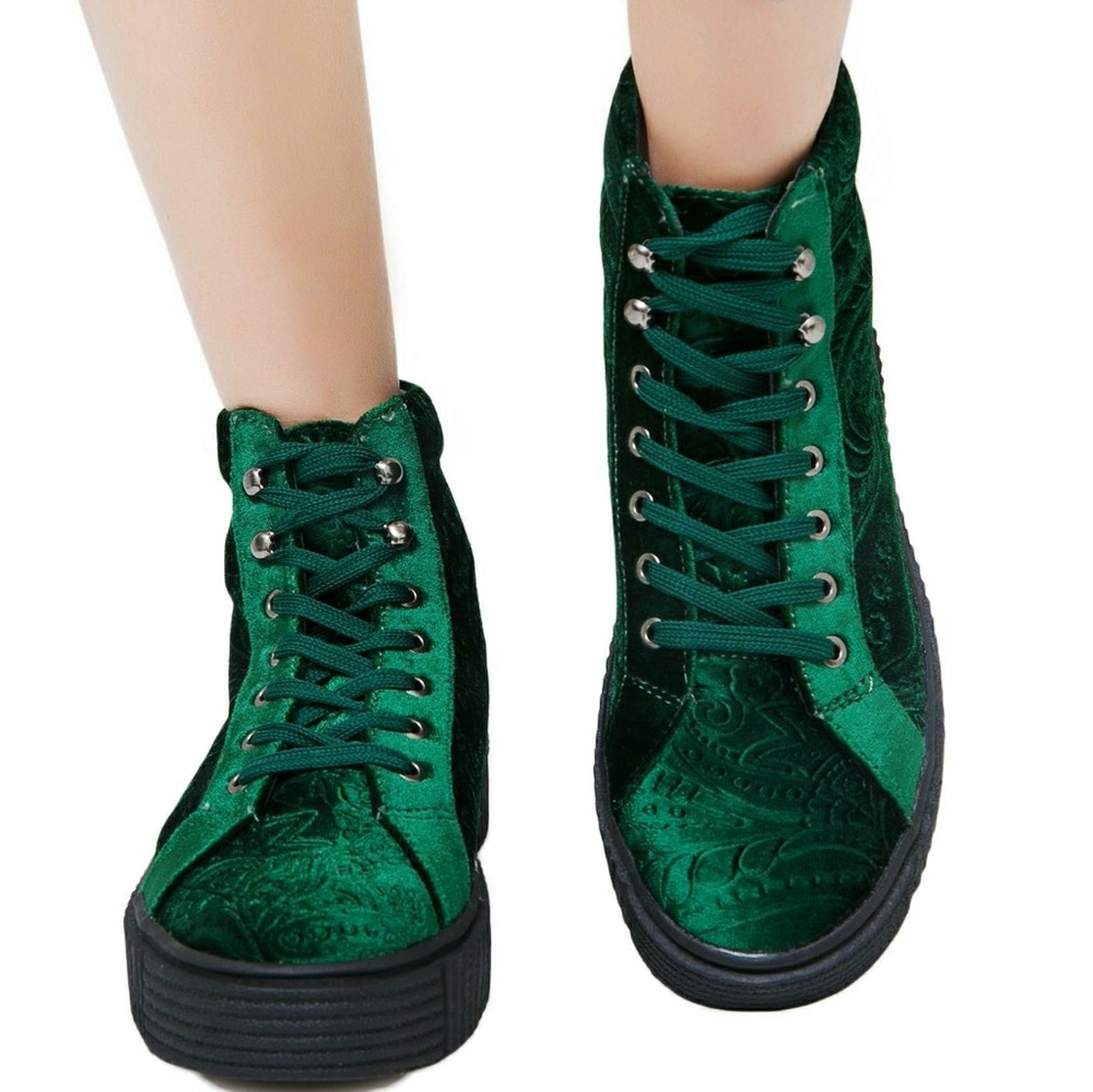 LAST Size  7 🌲EMERALD Velvet Flatform Sneaker - Picture 4 of 8